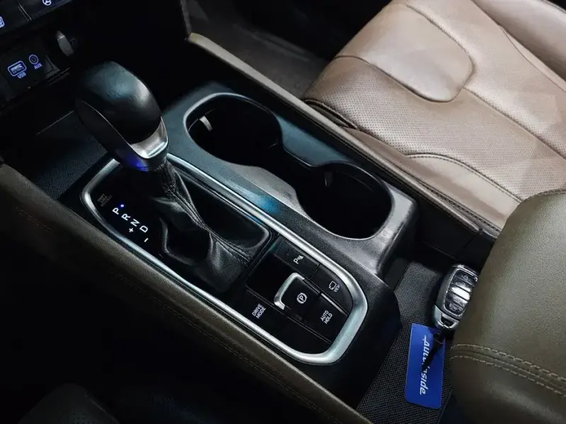 2019 Hyundai Santa Fe с пробегом 32 327 км