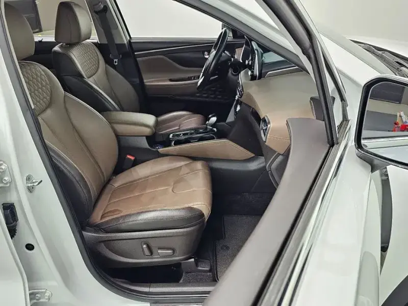 2019 Hyundai Santa Fe с пробегом 32 327 км