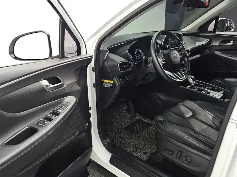 2019 Hyundai Santa Fe с пробегом 27 774 км