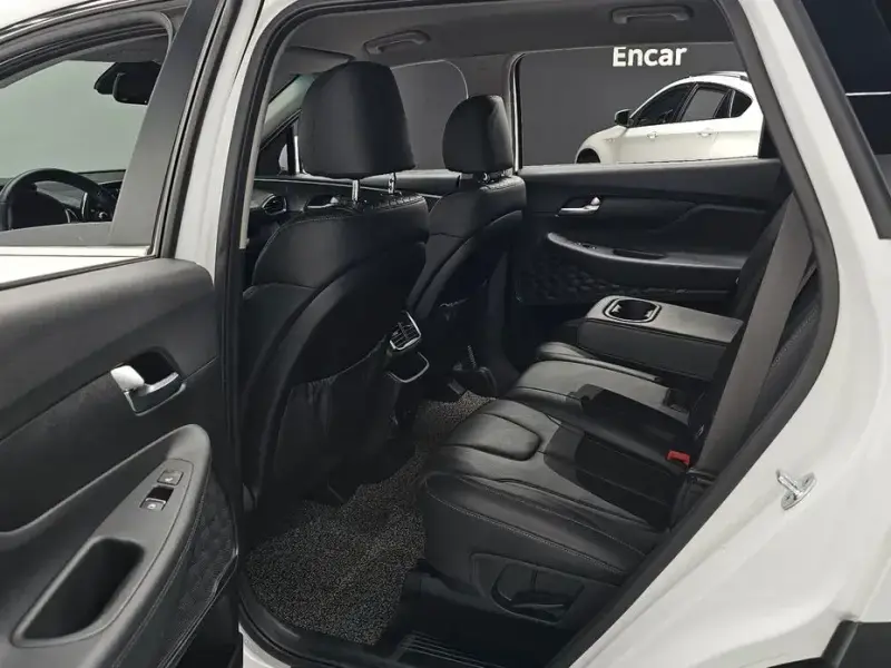 2019 Hyundai Santa Fe с пробегом 27 774 км