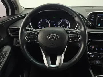 2019 Hyundai Santa Fe с пробегом 27 774 км