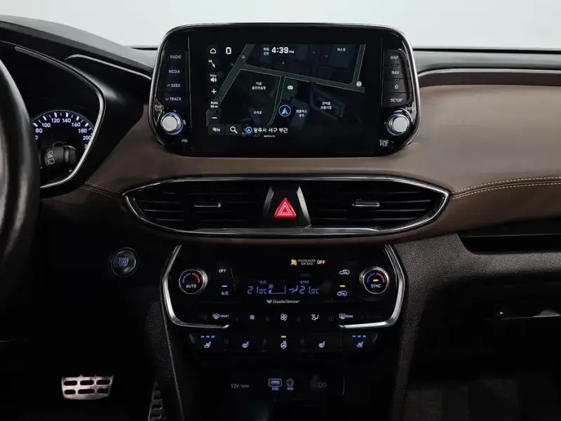 2019 Hyundai Santa Fe с пробегом 32 327 км