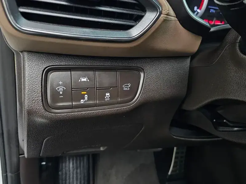 2019 Hyundai Santa Fe с пробегом 32 327 км