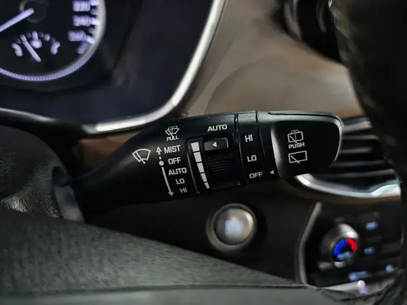 2019 Hyundai Santa Fe с пробегом 32 327 км