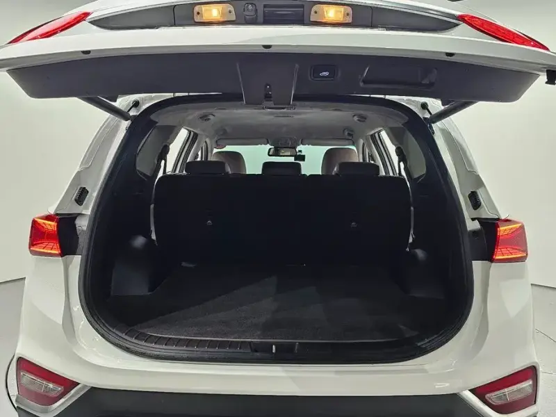 2019 Hyundai Santa Fe с пробегом 32 327 км