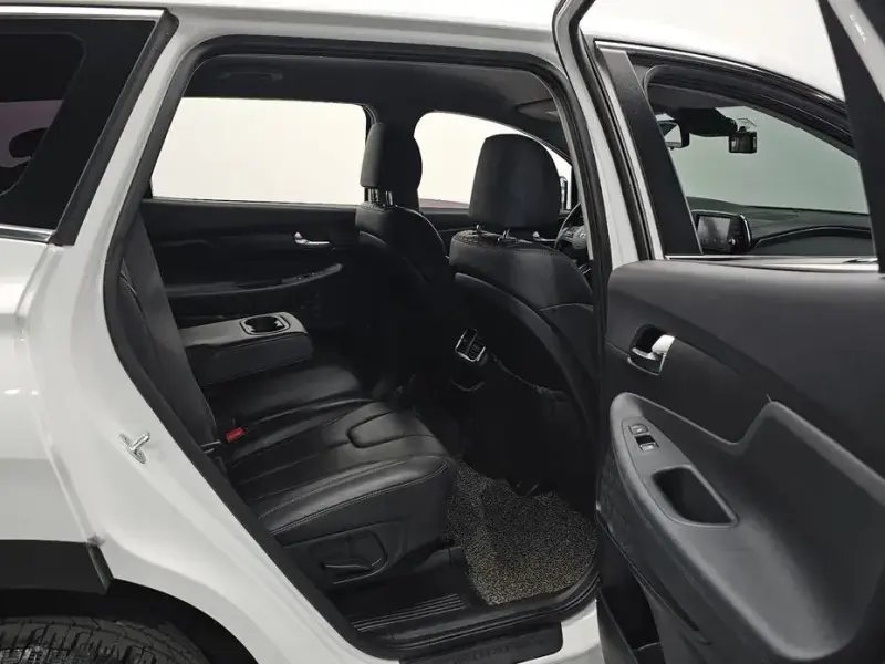 2019 Hyundai Santa Fe с пробегом 27 774 км