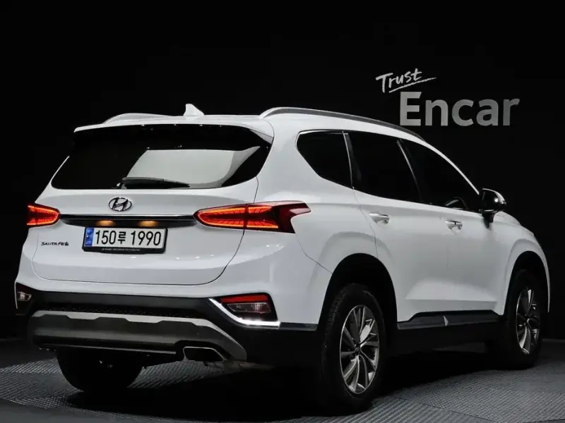 2020 Hyundai Santa Fe с пробегом 121 436 км