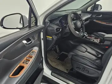 2018 Hyundai Santa Fe с пробегом 68 881 км