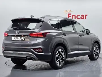 2020 Hyundai Santa Fe с пробегом 69 240 км