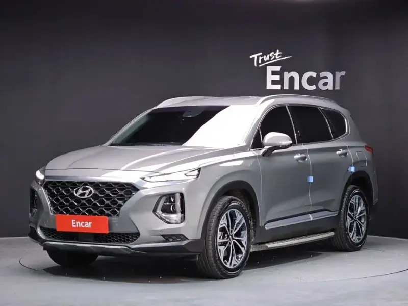 2019 Hyundai Santa Fe с пробегом 19 479 км