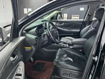 2019 Hyundai Santa Fe с пробегом 153 713 км