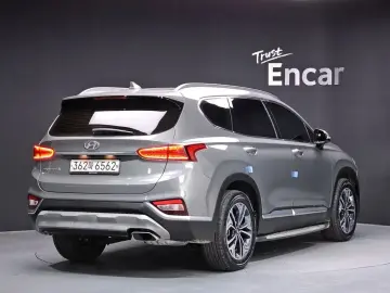 2019 Hyundai Santa Fe с пробегом 19 479 км