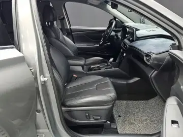 2019 Hyundai Santa Fe с пробегом 19 479 км