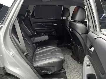2019 Hyundai Santa Fe с пробегом 19 479 км