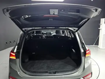 2019 Hyundai Santa Fe с пробегом 19 479 км