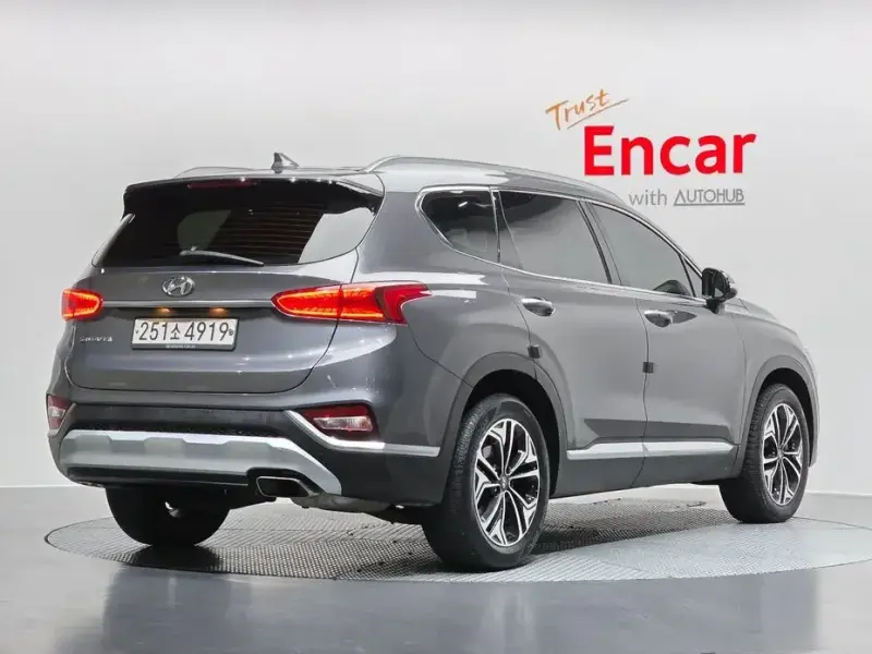 2020 Hyundai Santa Fe с пробегом 75 262 км