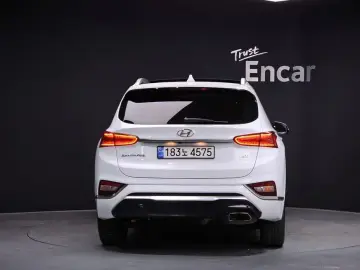 2018 Hyundai Santa Fe с пробегом 111 602 км