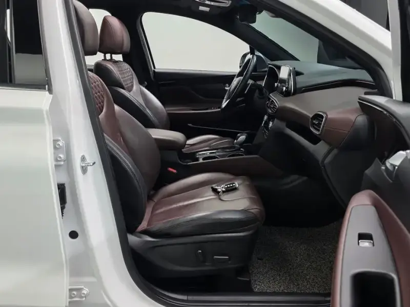 2019 Hyundai Santa Fe с пробегом 70 643 км