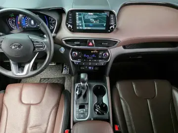 2018 Hyundai Santa Fe с пробегом 30 736 км