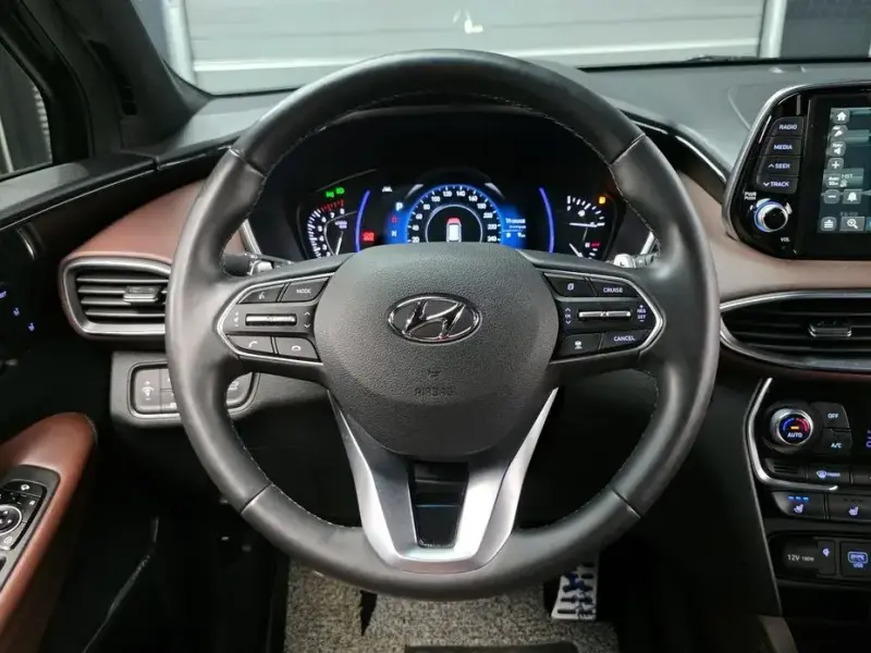 2018 Hyundai Santa Fe с пробегом 30 736 км