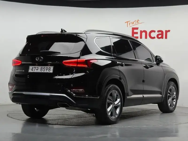2019 Hyundai Santa Fe с пробегом 61 084 км