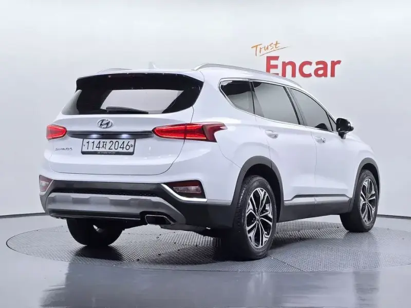 2020 Hyundai Santa Fe с пробегом 104 447 км