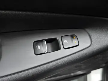 2020 Hyundai Santa Fe с пробегом 104 447 км