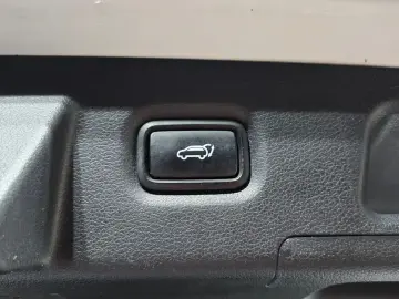 2020 Hyundai Santa Fe с пробегом 104 447 км
