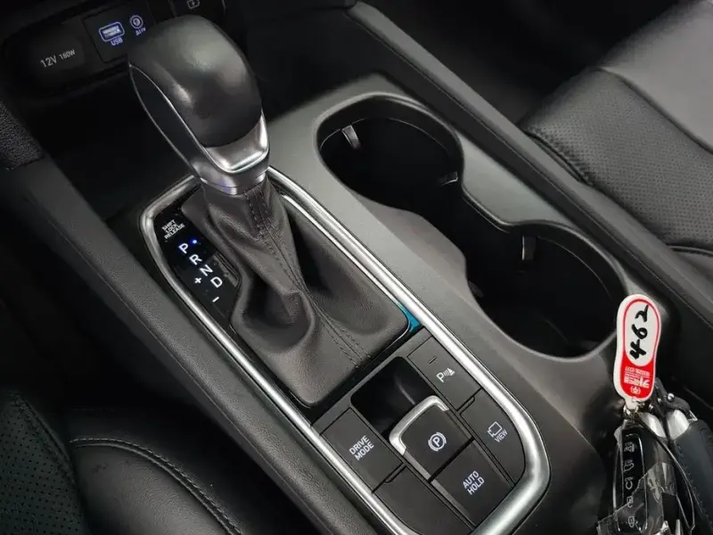 2020 Hyundai Santa Fe с пробегом 18 600 км