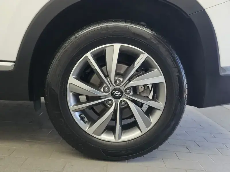 2020 Hyundai Santa Fe с пробегом 18 600 км