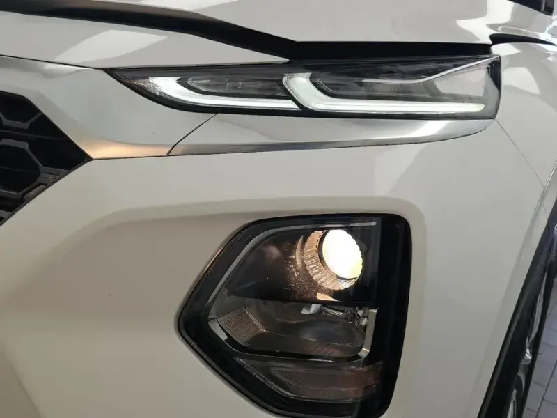 2020 Hyundai Santa Fe с пробегом 18 600 км
