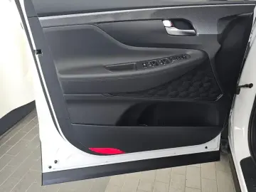 2020 Hyundai Santa Fe с пробегом 18 600 км