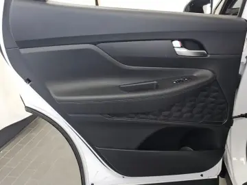 2020 Hyundai Santa Fe с пробегом 18 600 км