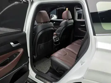 2020 Hyundai Santa Fe с пробегом 54 248 км