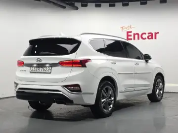 2019 Hyundai Santa Fe с пробегом 27 649 км