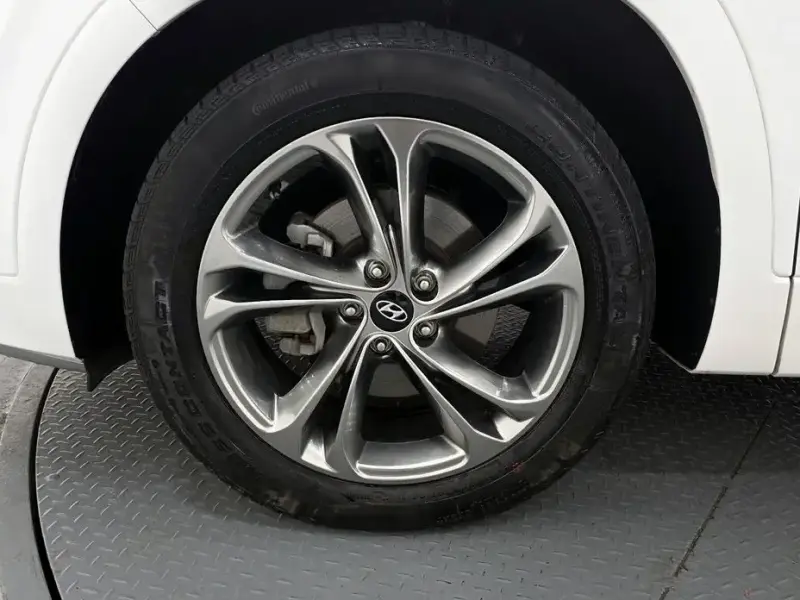 2019 Hyundai Santa Fe с пробегом 27 649 км