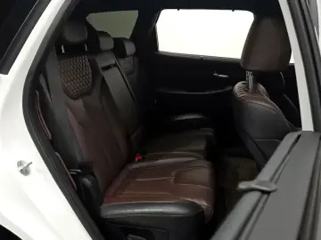 2019 Hyundai Santa Fe с пробегом 27 649 км
