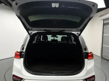 2019 Hyundai Santa Fe с пробегом 27 649 км