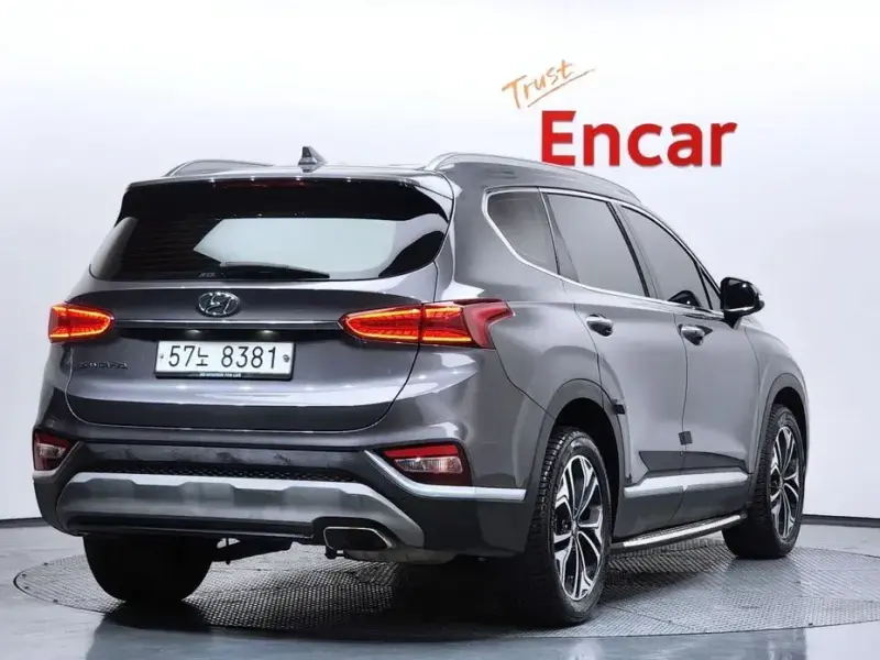 2019 Hyundai Santa Fe с пробегом 104 877 км