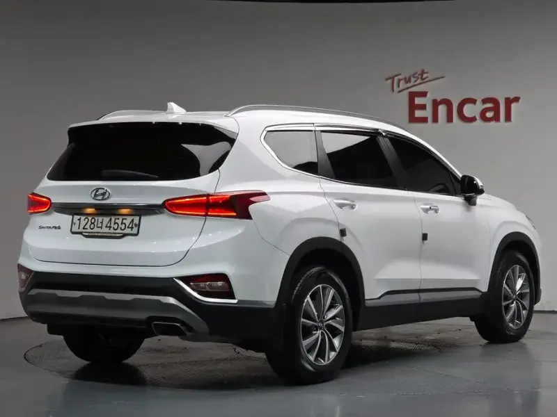 2020 Hyundai Santa Fe с пробегом 24 868 км