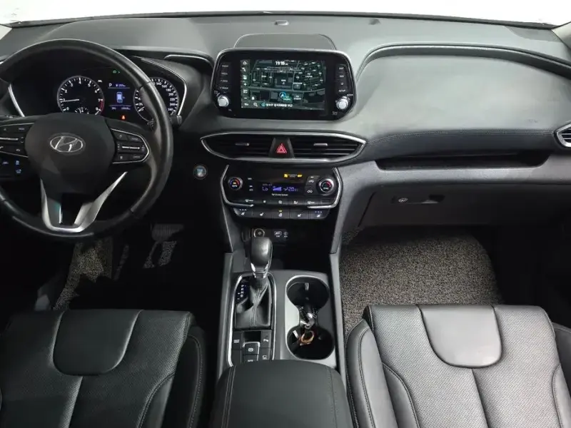 2020 Hyundai Santa Fe с пробегом 24 868 км