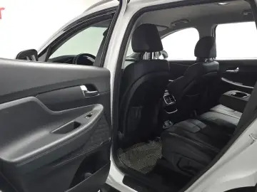 2020 Hyundai Santa Fe с пробегом 24 868 км