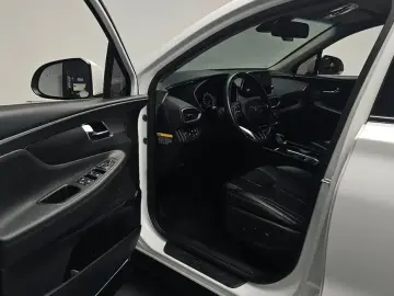 2018 Hyundai Santa Fe с пробегом 57 883 км