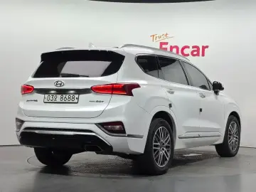 2019 Hyundai Santa Fe с пробегом 77 233 км