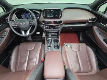2019 Hyundai Santa Fe с пробегом 77 233 км