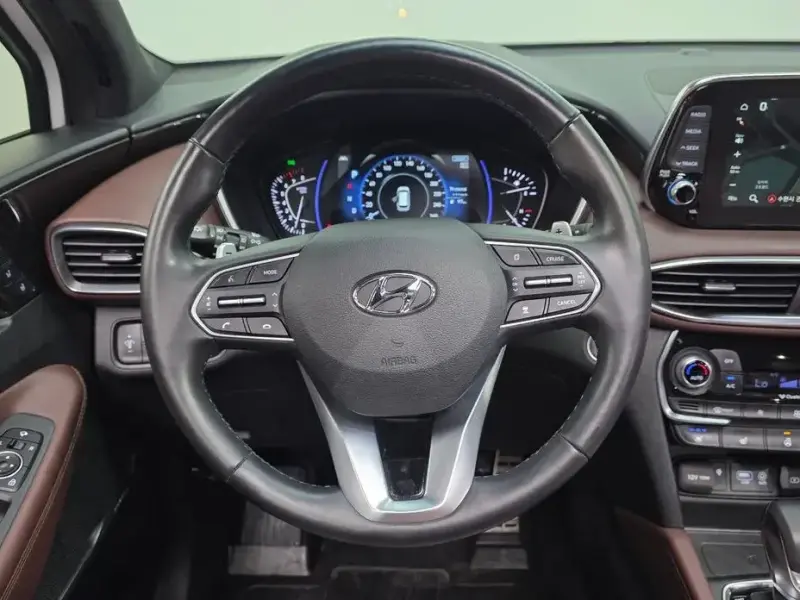 2019 Hyundai Santa Fe с пробегом 77 233 км