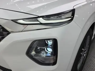 2019 Hyundai Santa Fe с пробегом 77 233 км