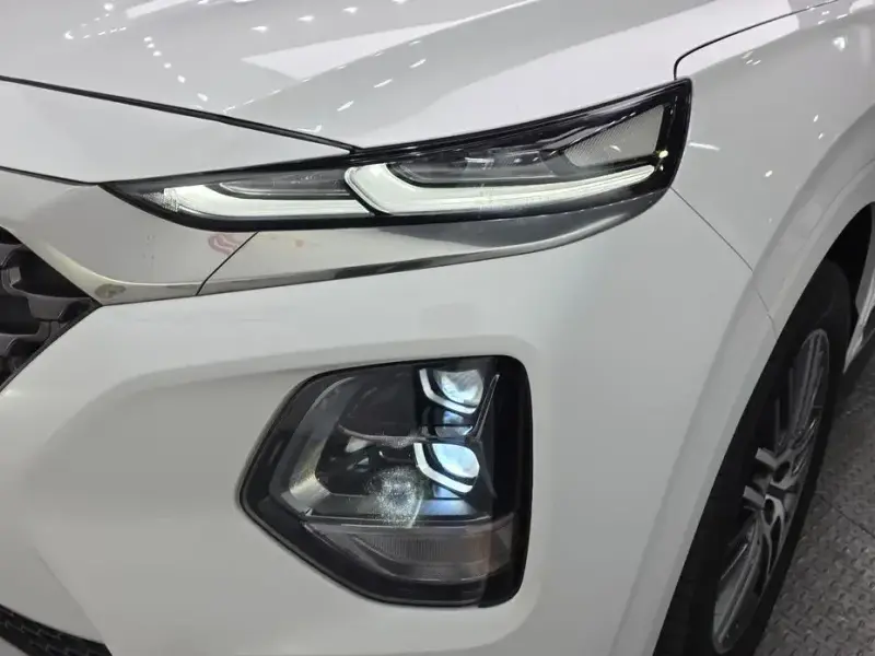 2019 Hyundai Santa Fe с пробегом 77 233 км