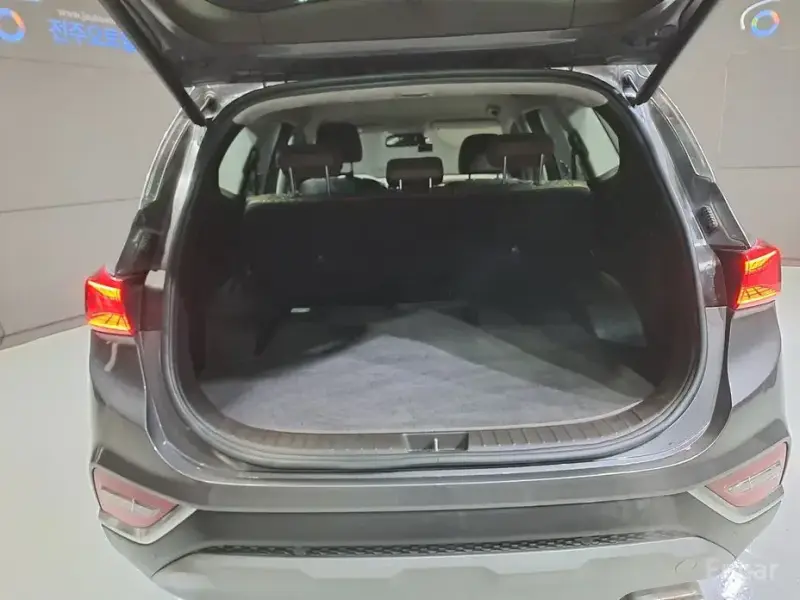 2020 Hyundai Santa Fe с пробегом 20 269 км