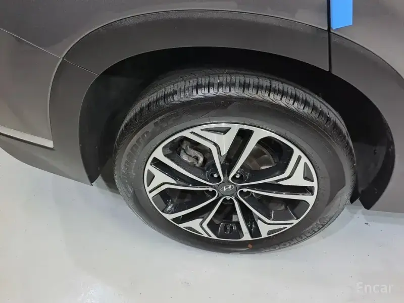2020 Hyundai Santa Fe с пробегом 20 269 км